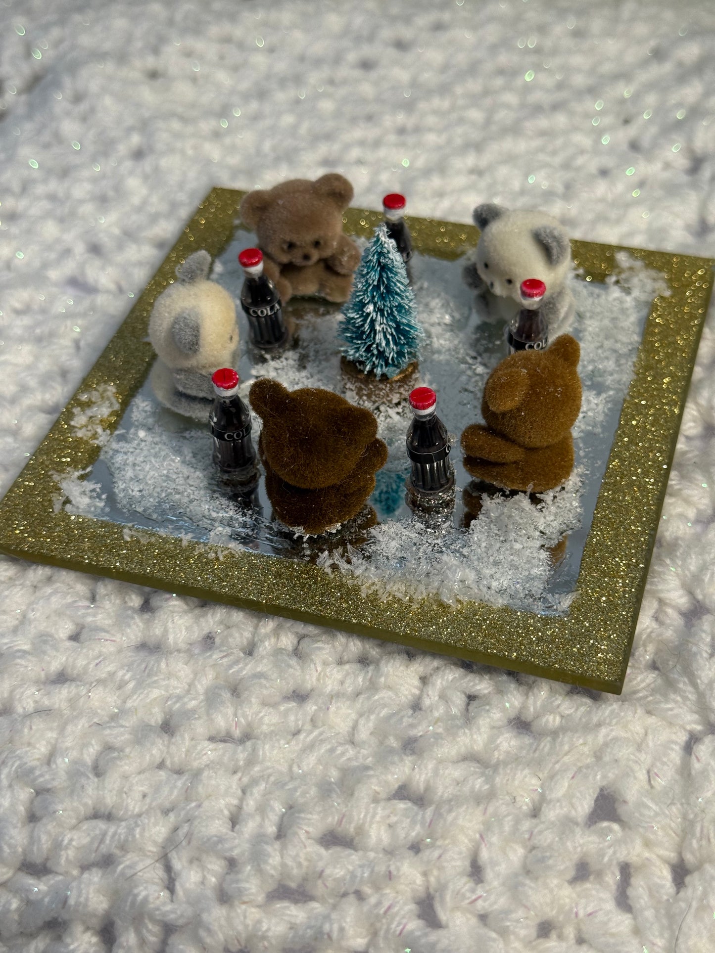 Bear Friends Christmas Tabletop Art – Mini Tree & Cola Scene