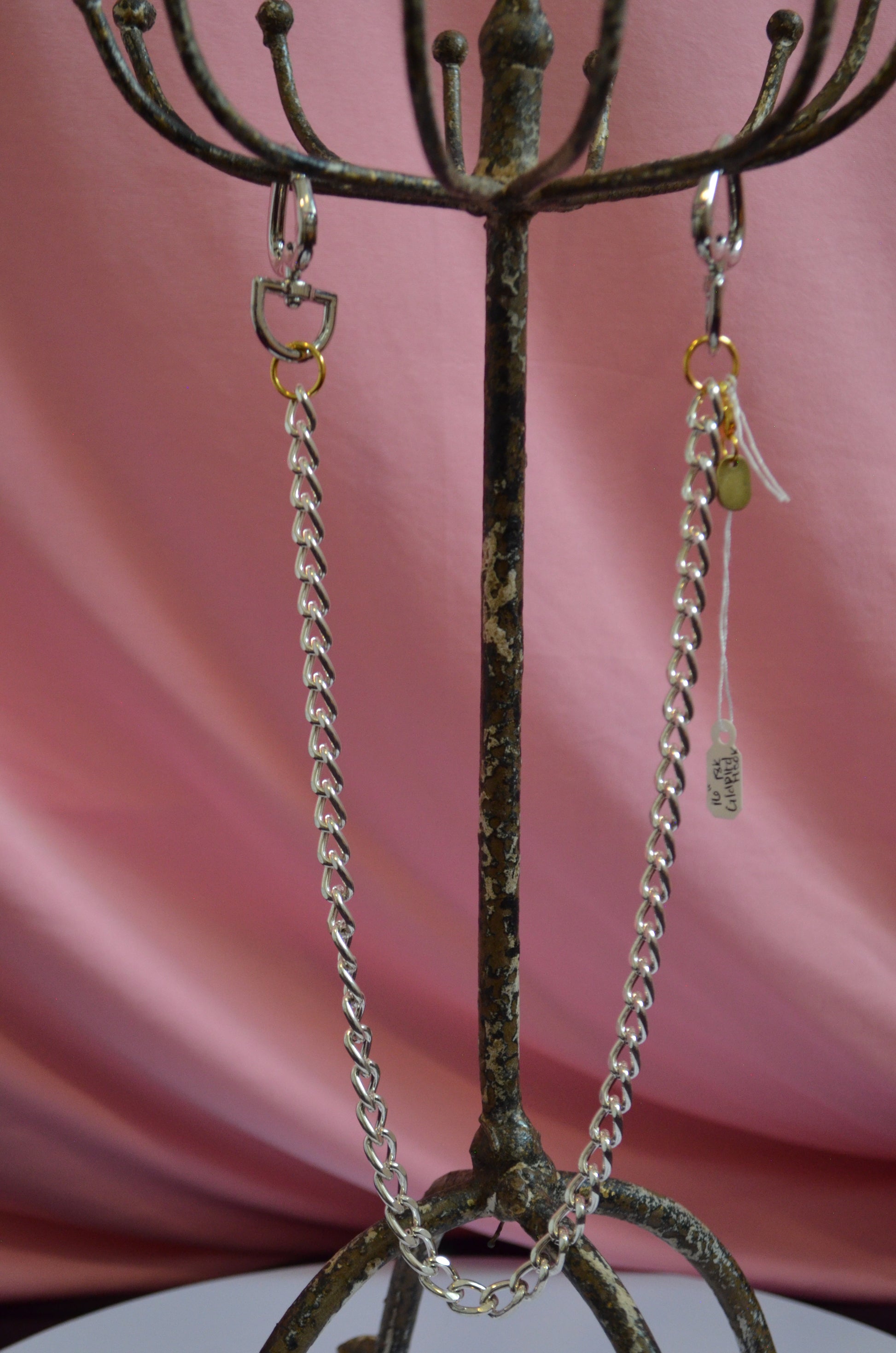 Gold Gem Clasp 16" Gold-Colored Chain
